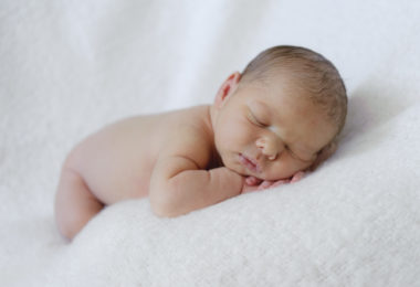 fotos-newborn-recien-nacidos-017DD880FB-5C12-11DD-54B1-24F3D3575DCE